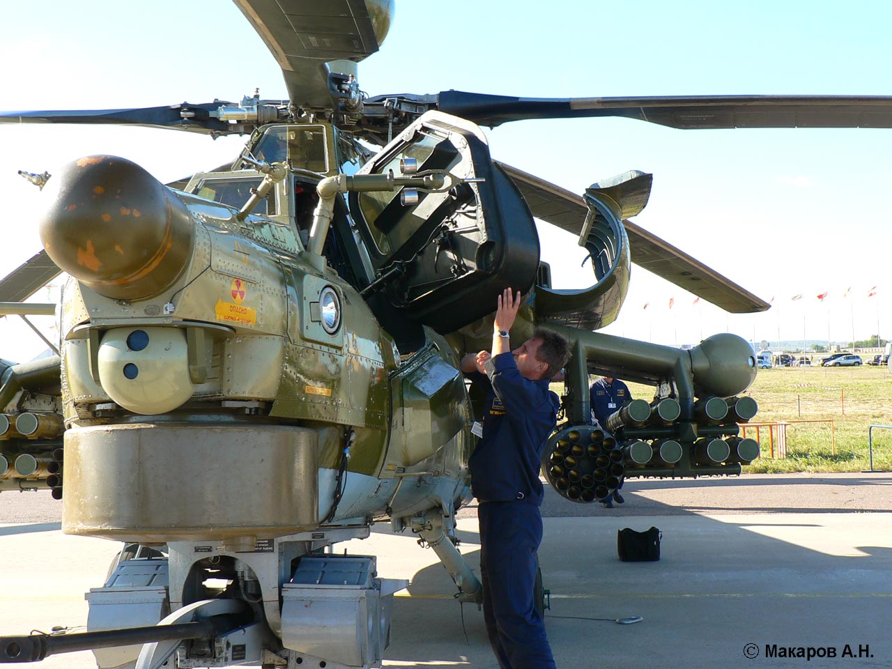  Mil Mi-28  ( helicóptero militar de ataque Rusia  ) Mi-28_18_of_24
