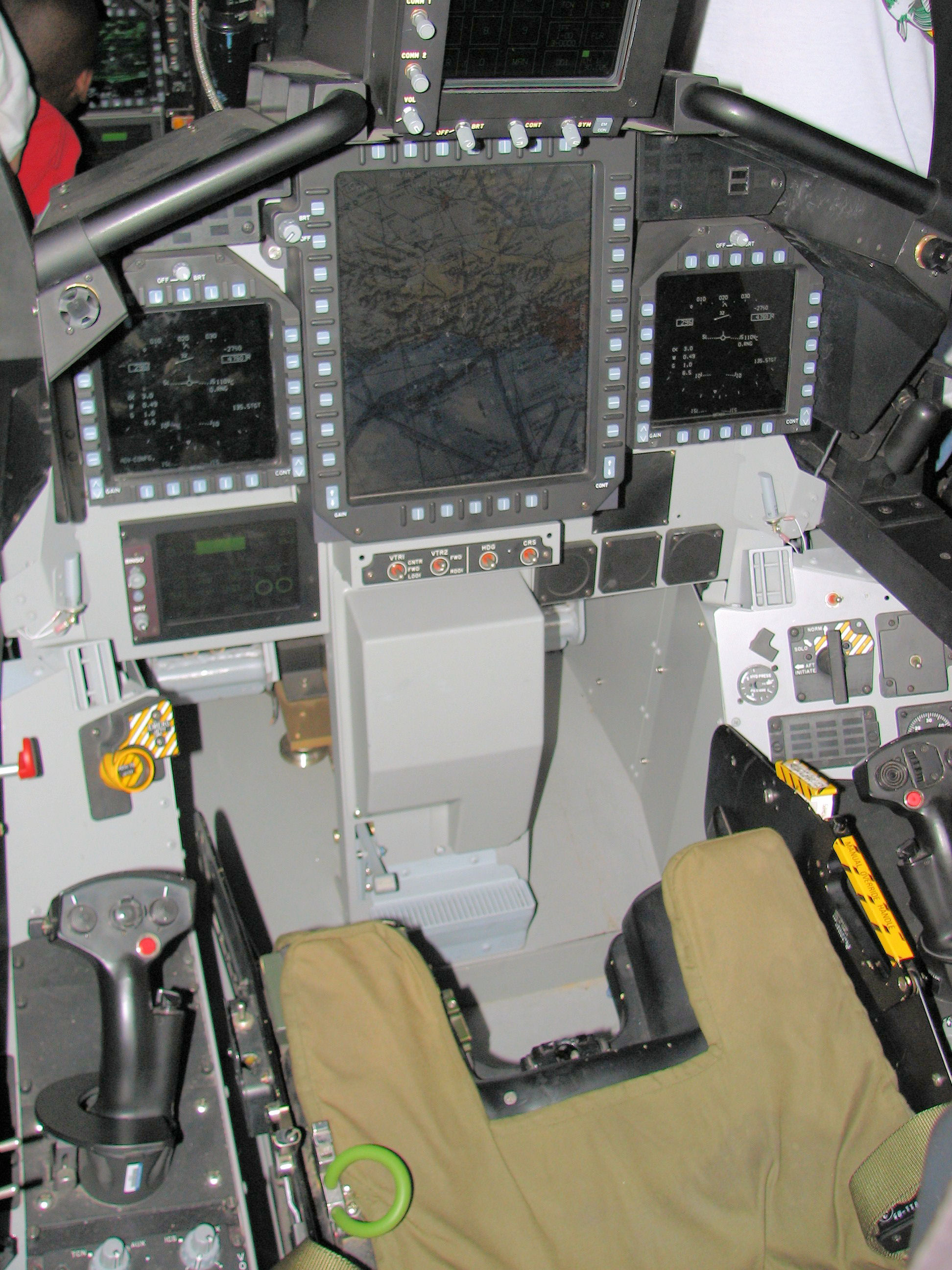 f18 cockpit seat