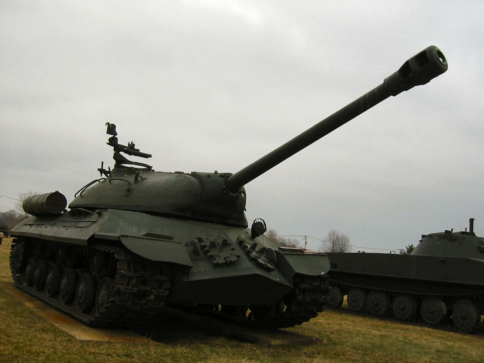 is-3-walk-around-page-1